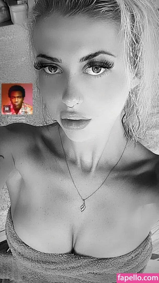 Amy Mason Onlyfans Photo Gallery 