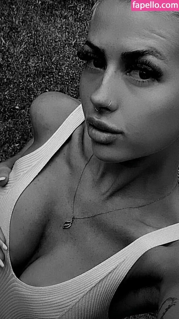 Amy Mason Onlyfans Photo Gallery 