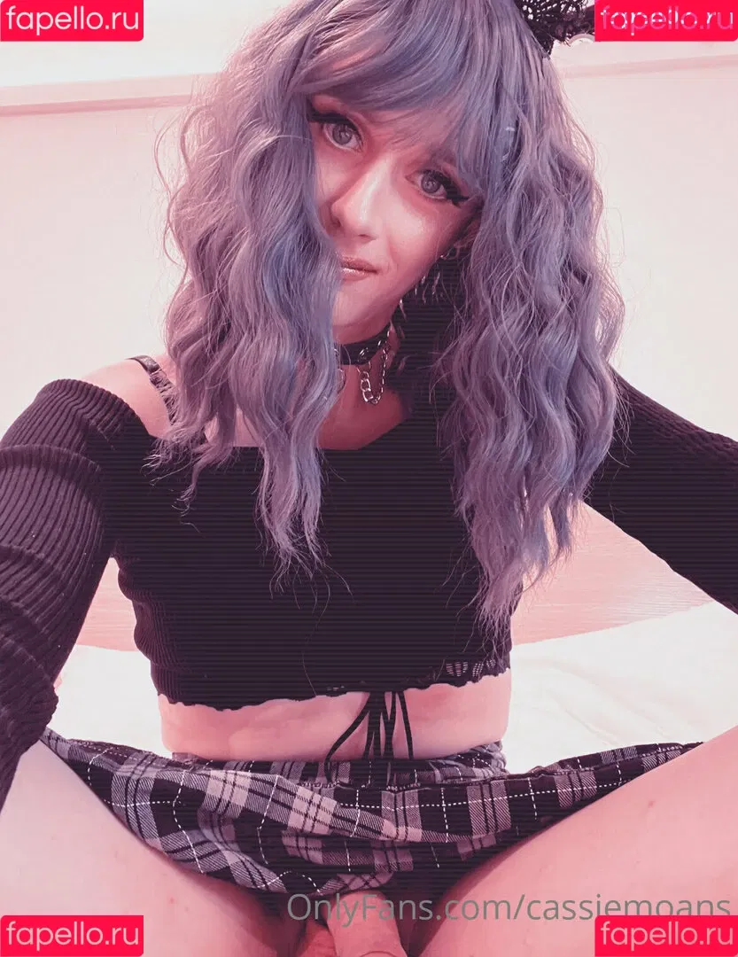 cassiemoans Onlyfans Photo Gallery 