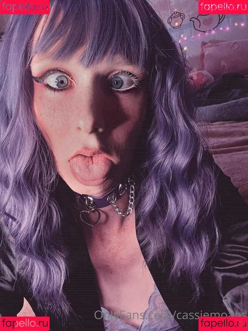 cassiemoans Onlyfans Photo Gallery 