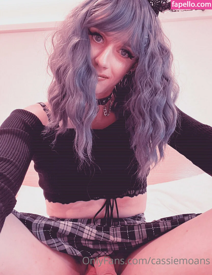 cassiemoans Onlyfans Photo Gallery 