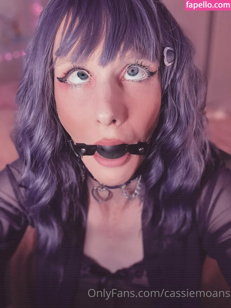 cassiemoans Onlyfans Photo Gallery 