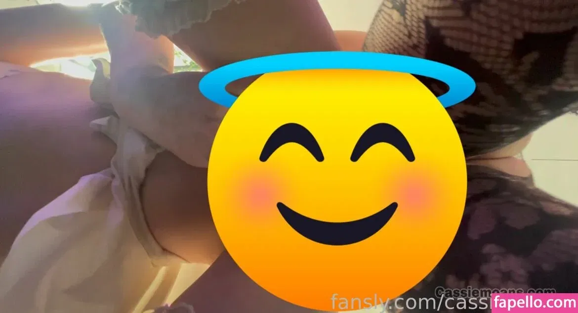 cassiemoans Onlyfans Photo Gallery 