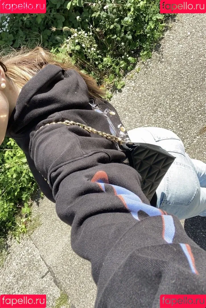 Isabelle Onlyfans Photo Gallery 
