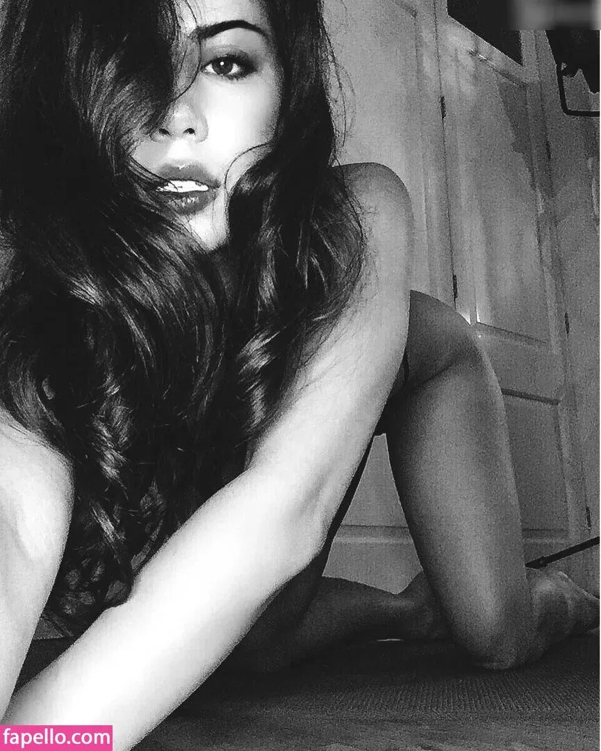 Jasmine Jardot Onlyfans Photo Gallery 