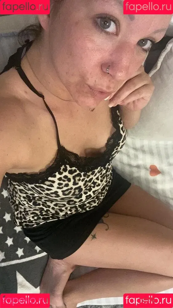 HotMommy / your.hot.mom Onlyfans Photo Gallery 