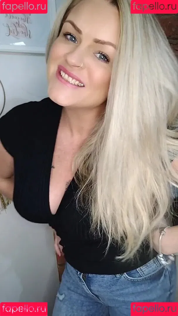 that_blonde_niki Onlyfans Photo Gallery 