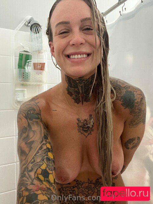 Taylor Starling Onlyfans Photo Gallery 