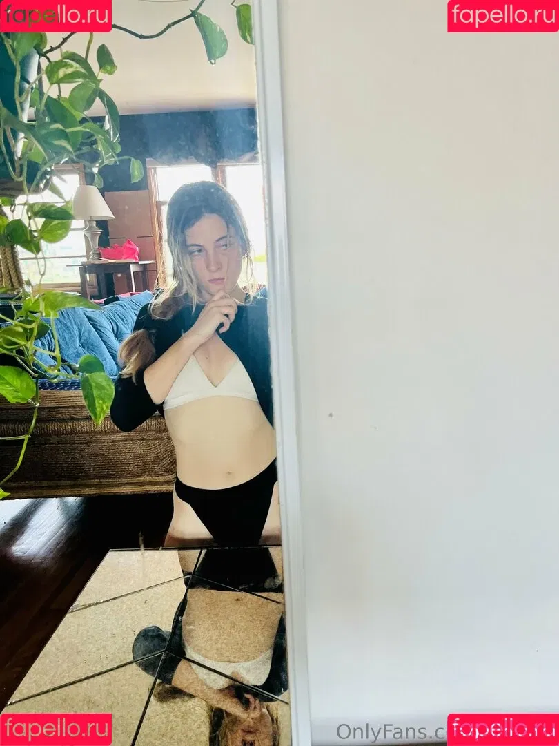 MaryTV Onlyfans Photo Gallery 