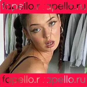 stella.redpath Onlyfans Photo Gallery 