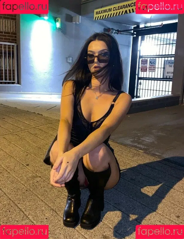 stella.redpath Onlyfans Photo Gallery 