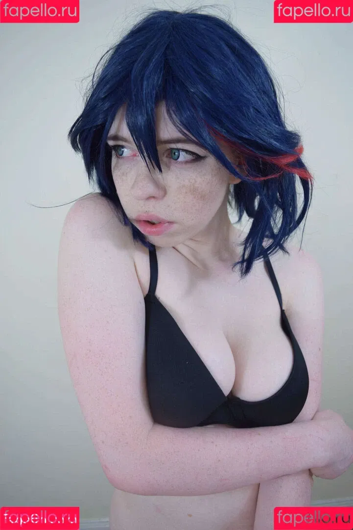 Bat Maisie Onlyfans Photo Gallery 