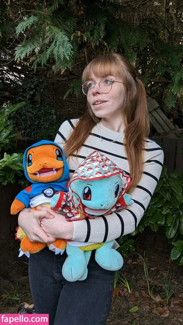 Bat Maisie Onlyfans Photo Gallery 