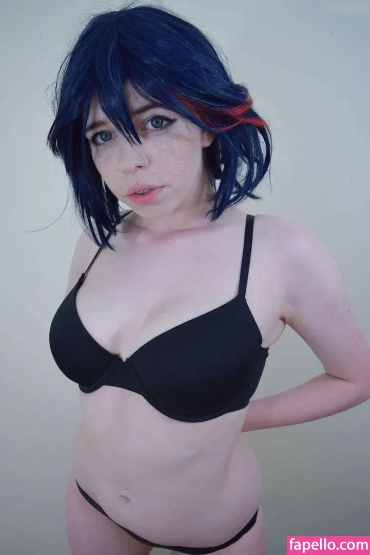 Bat Maisie Onlyfans Photo Gallery 