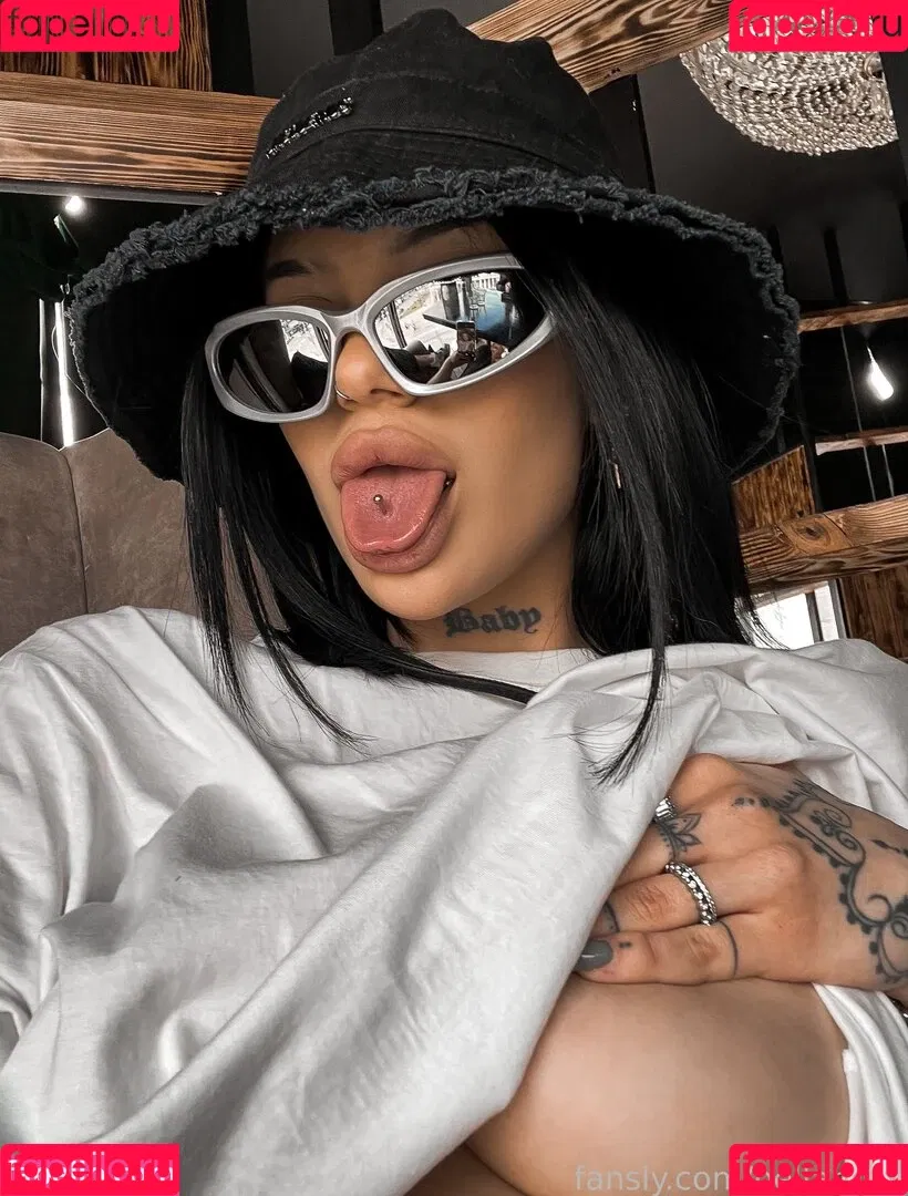 bellahotx Onlyfans Photo Gallery 