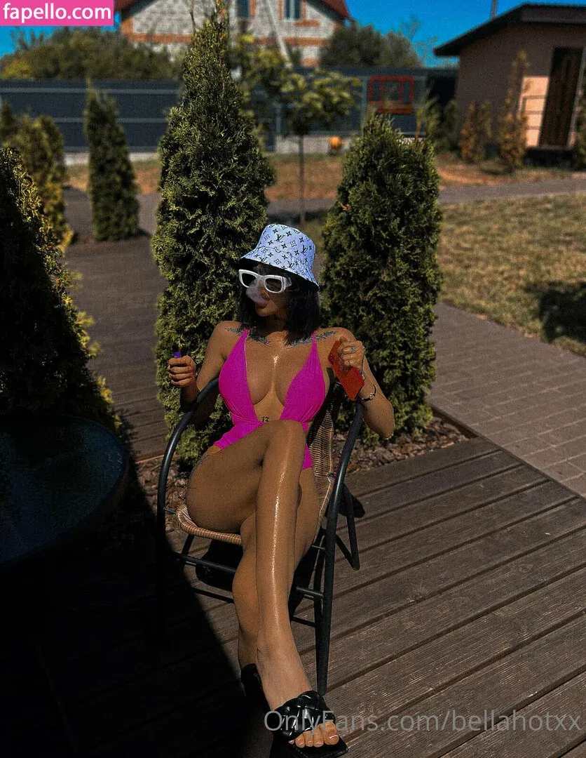 bellahotx Onlyfans Photo Gallery 