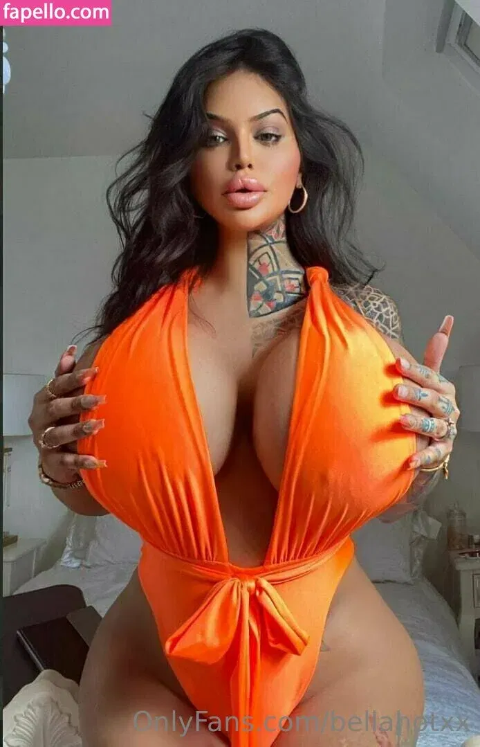 bellahotx Onlyfans Photo Gallery 