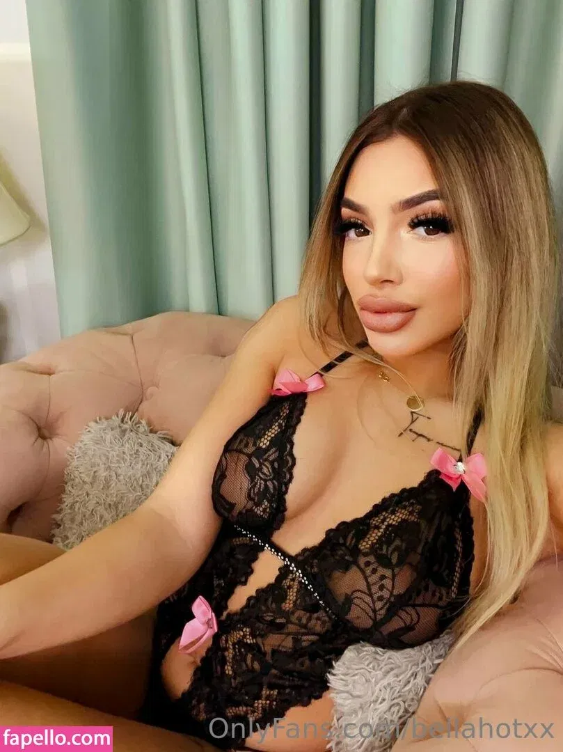 bellahotx Onlyfans Photo Gallery 
