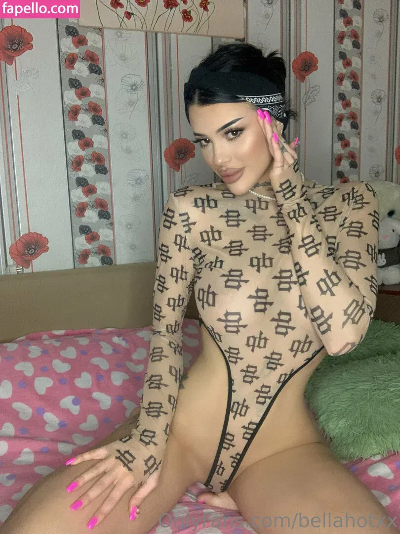bellahotx Onlyfans Photo Gallery 
