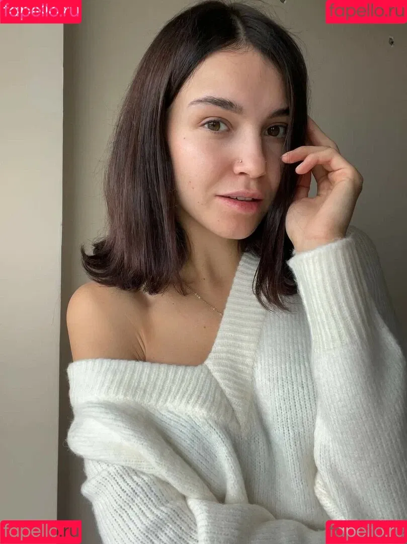 KiraFemmeFatal Onlyfans Photo Gallery 