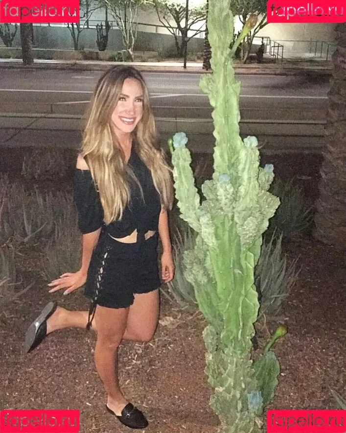 Julie Piraino Onlyfans Photo Gallery 