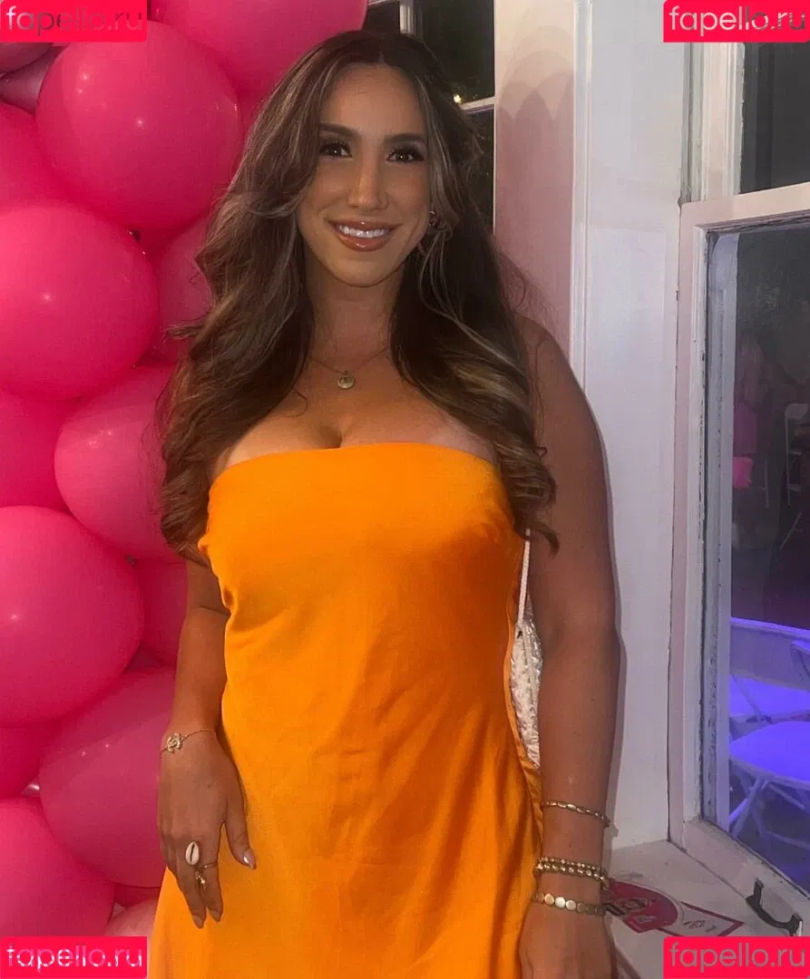 Julie Piraino Onlyfans Photo Gallery 