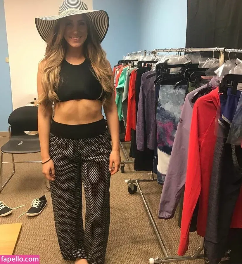 Julie Piraino Onlyfans Photo Gallery 