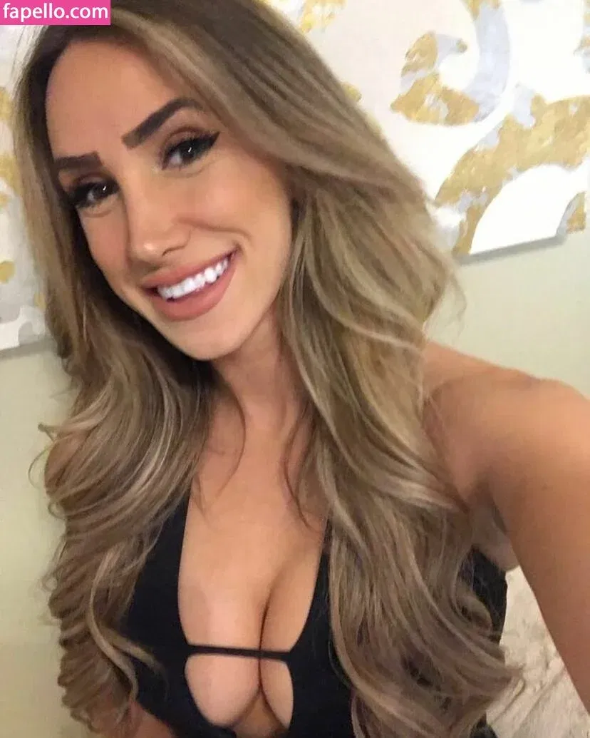 Julie Piraino Onlyfans Photo Gallery 