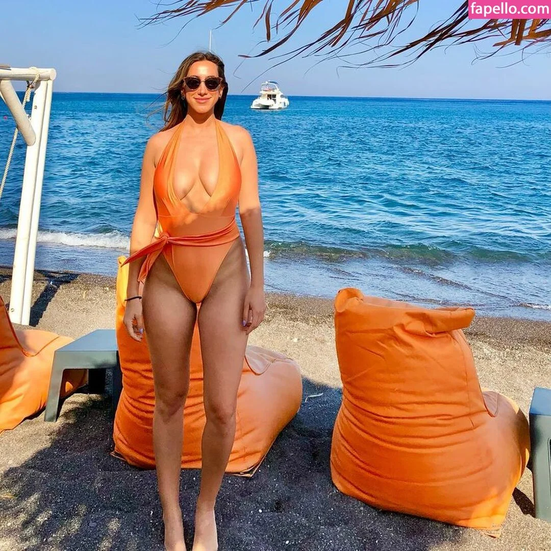 Julie Piraino Onlyfans Photo Gallery 