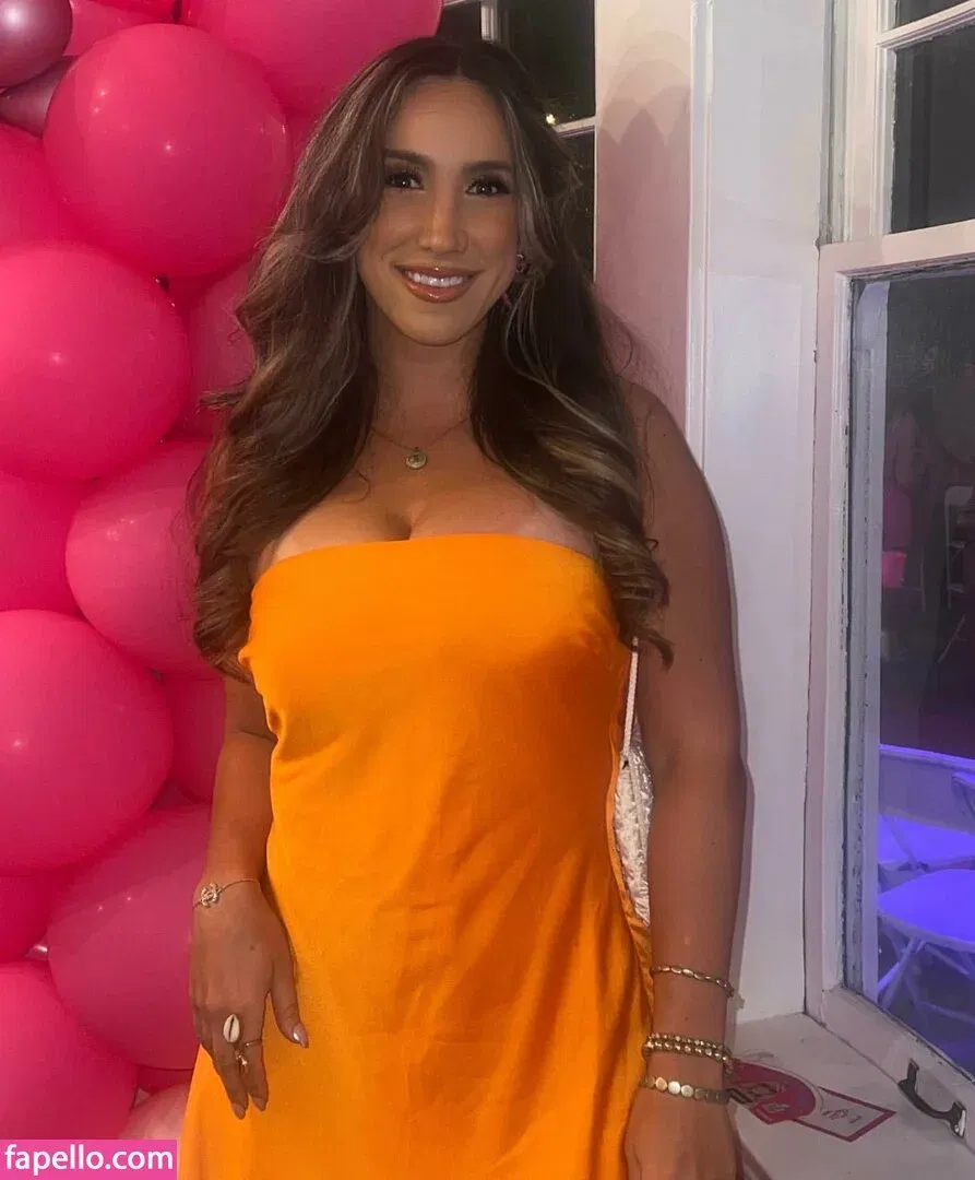 Julie Piraino Onlyfans Photo Gallery 