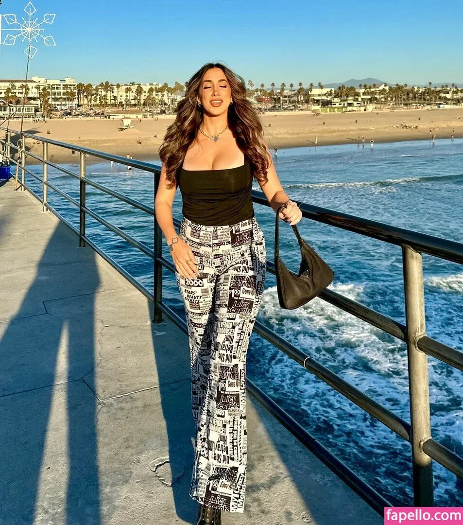 Julie Piraino Onlyfans Photo Gallery 