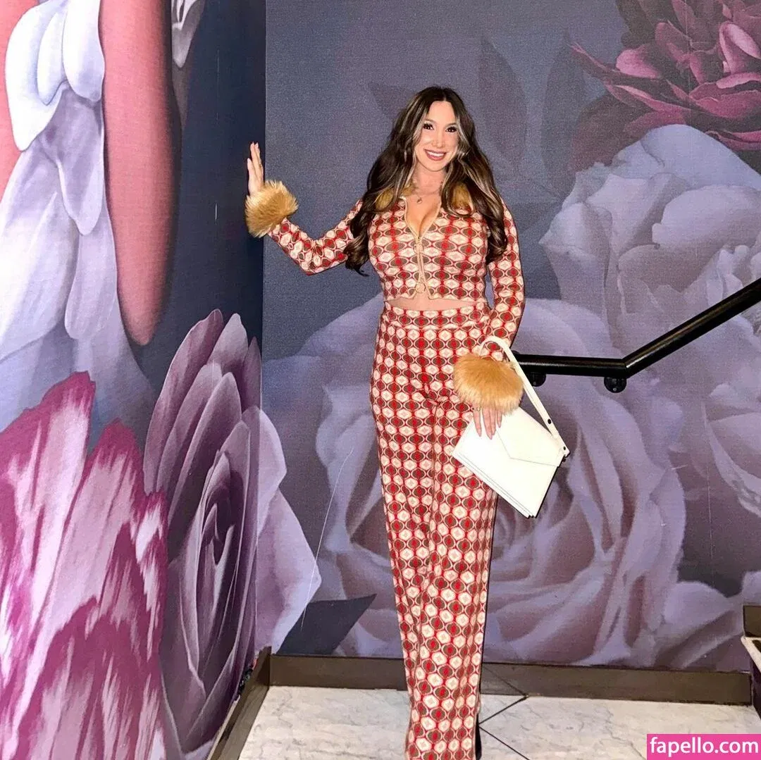 Julie Piraino Onlyfans Photo Gallery 