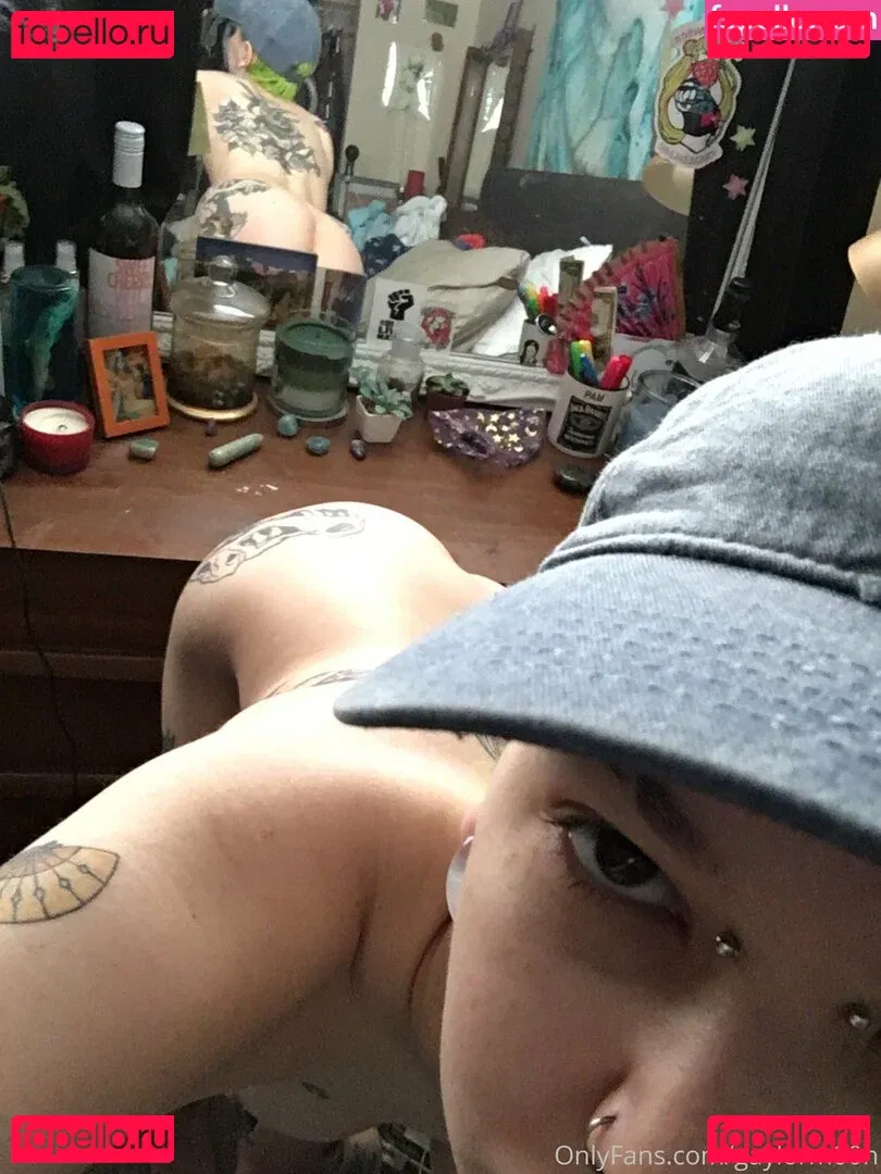 c0meonaileen Onlyfans Photo Gallery 