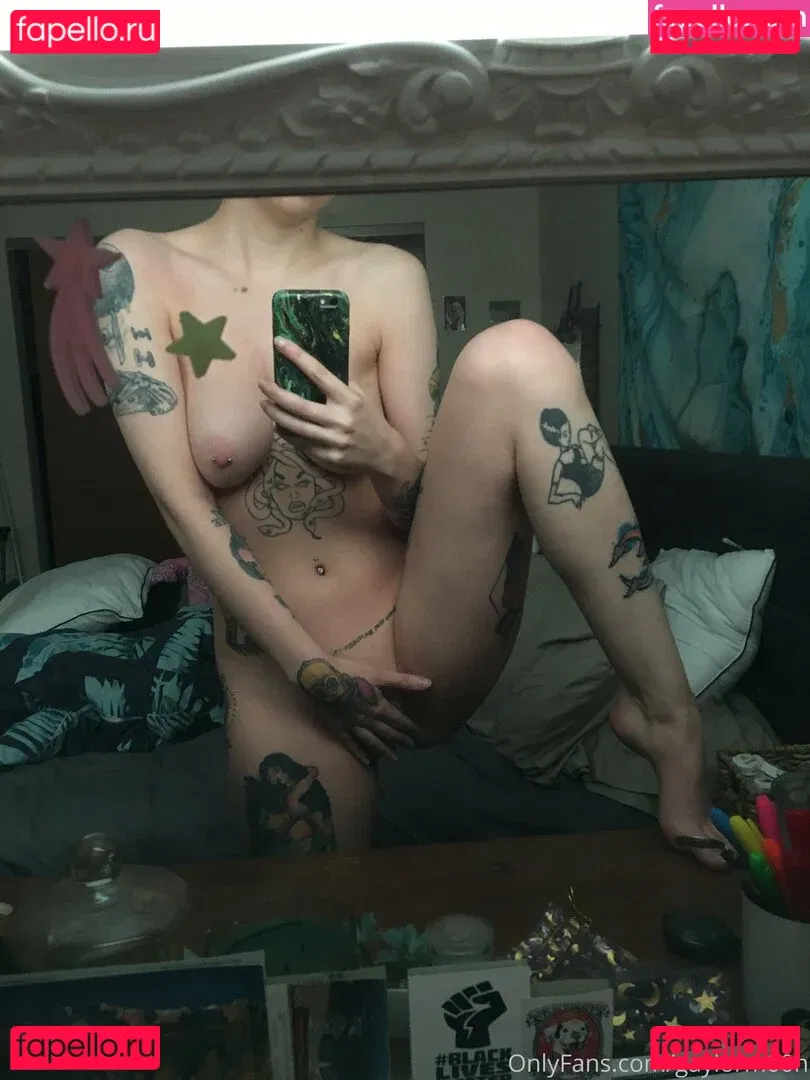 c0meonaileen Onlyfans Photo Gallery 