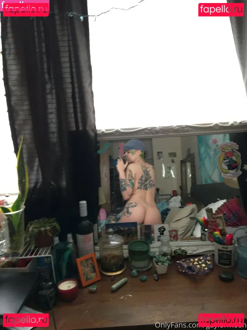 c0meonaileen Onlyfans Photo Gallery 