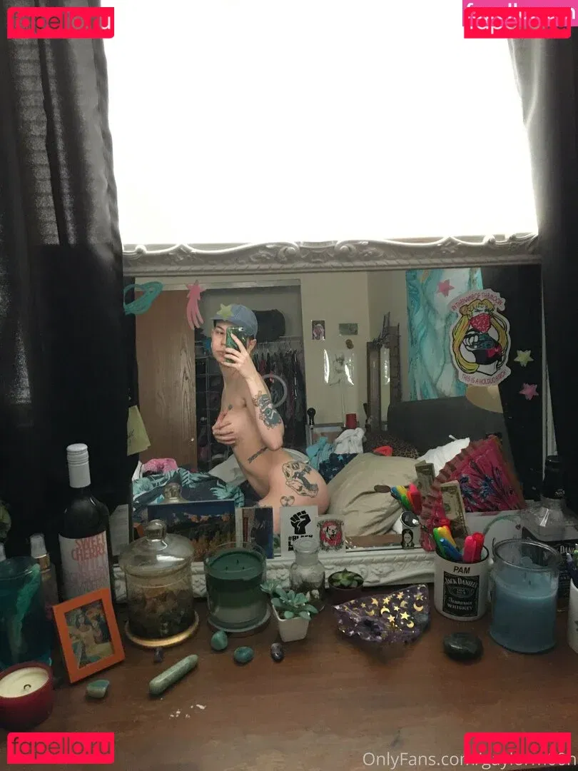 c0meonaileen Onlyfans Photo Gallery 