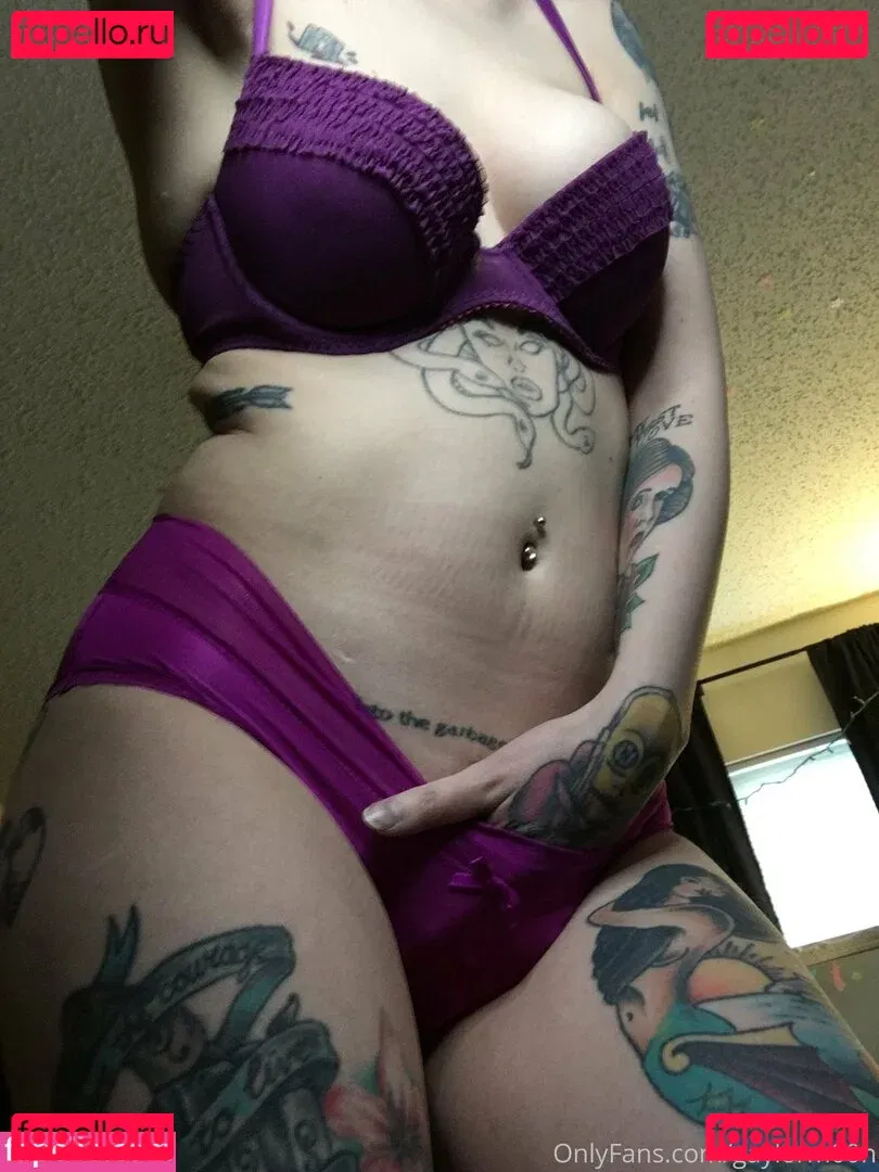 c0meonaileen Onlyfans Photo Gallery 