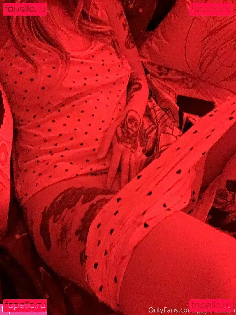 c0meonaileen Onlyfans Photo Gallery 