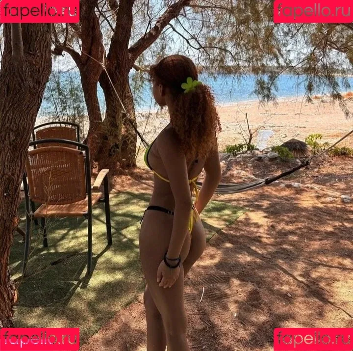 Chevelly Onlyfans Photo Gallery 