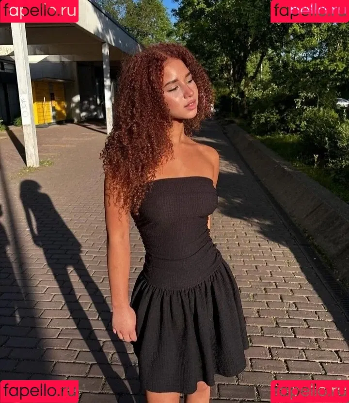 Chevelly Onlyfans Photo Gallery 
