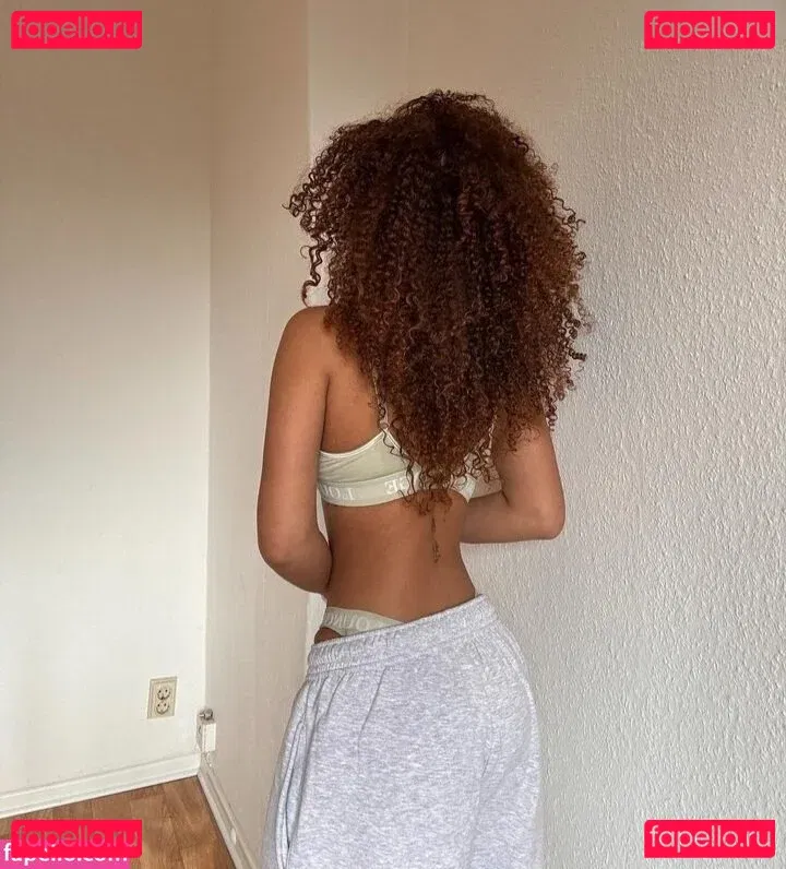 Chevelly Onlyfans Photo Gallery 