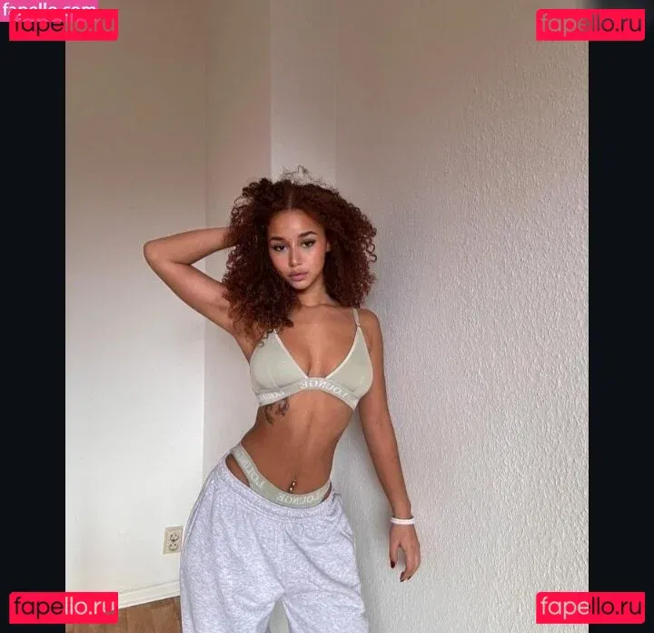 Chevelly Onlyfans Photo Gallery 