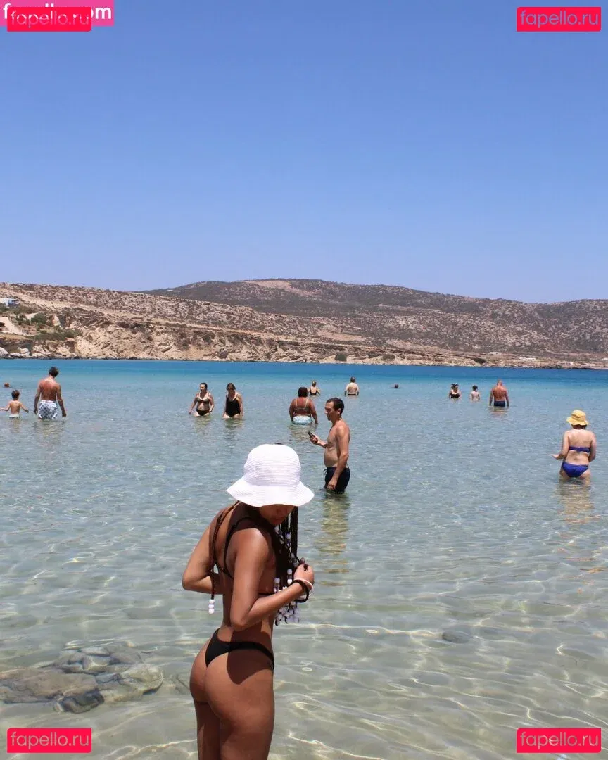 Chevelly Onlyfans Photo Gallery 