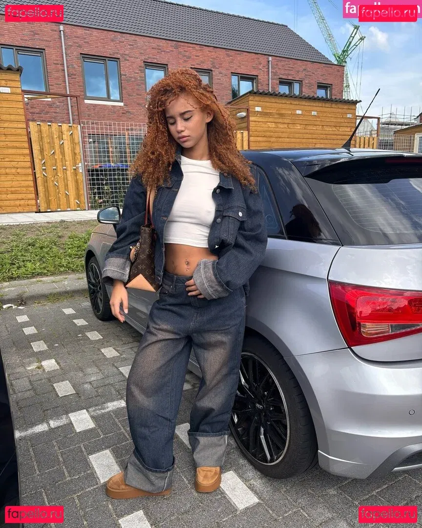 Chevelly Onlyfans Photo Gallery 