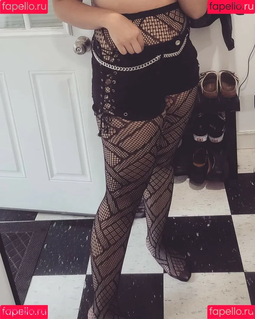Mistletoad Onlyfans Photo Gallery 
