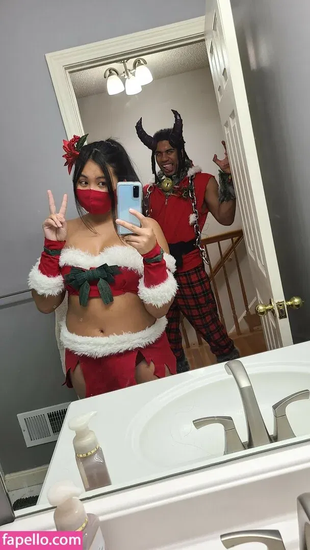 Mistletoad Onlyfans Photo Gallery 