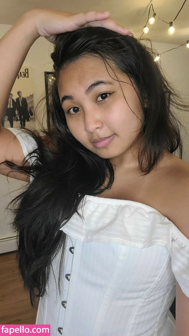 Mistletoad Onlyfans Photo Gallery 