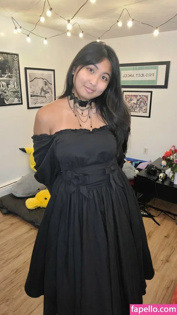 Mistletoad Onlyfans Photo Gallery 