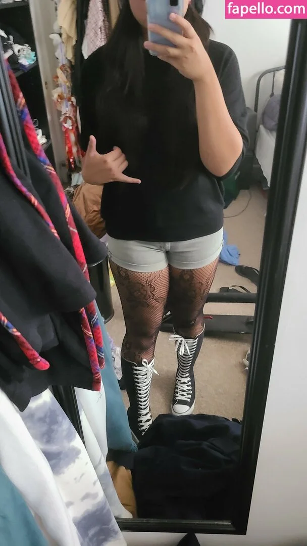 Mistletoad Onlyfans Photo Gallery 