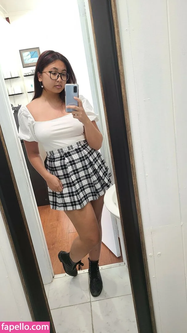 Mistletoad Onlyfans Photo Gallery 